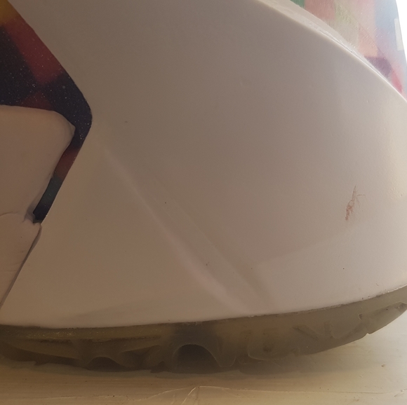 Lebron 12 fruity pebbles ( rare ) - Picture 5 of 5